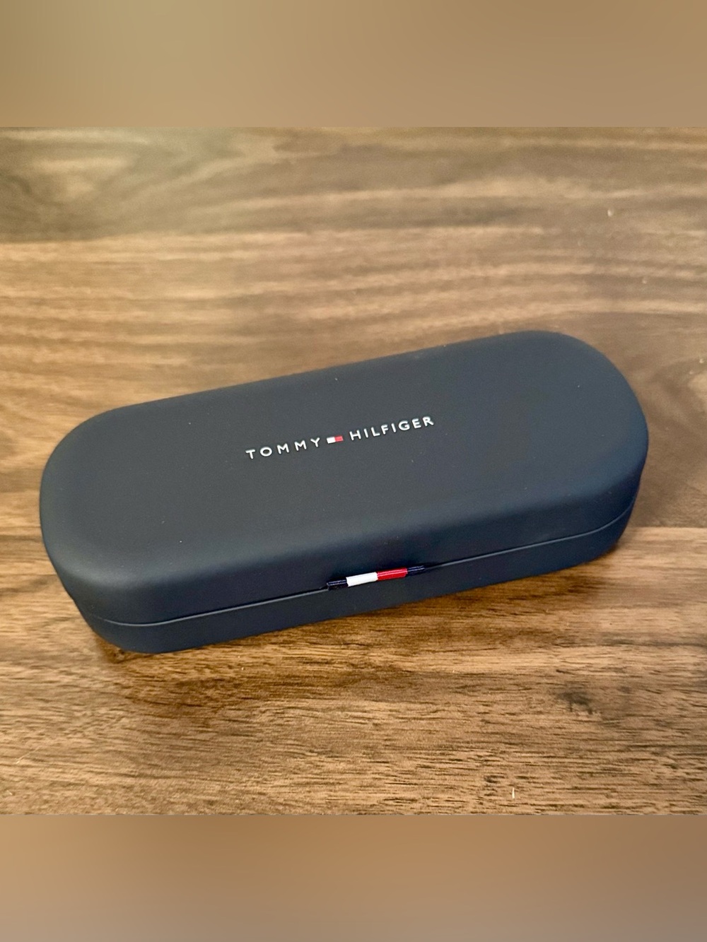 Tommy Hilfiger Eyewear/Accessory Case